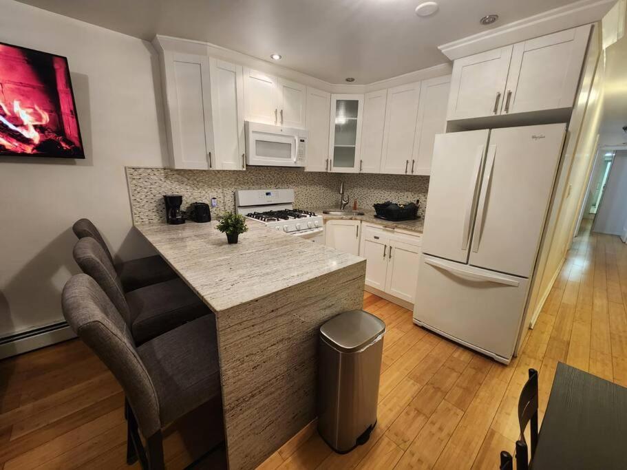 Cosy Modern Home Mins To Nyc! Union City Exteriér fotografie